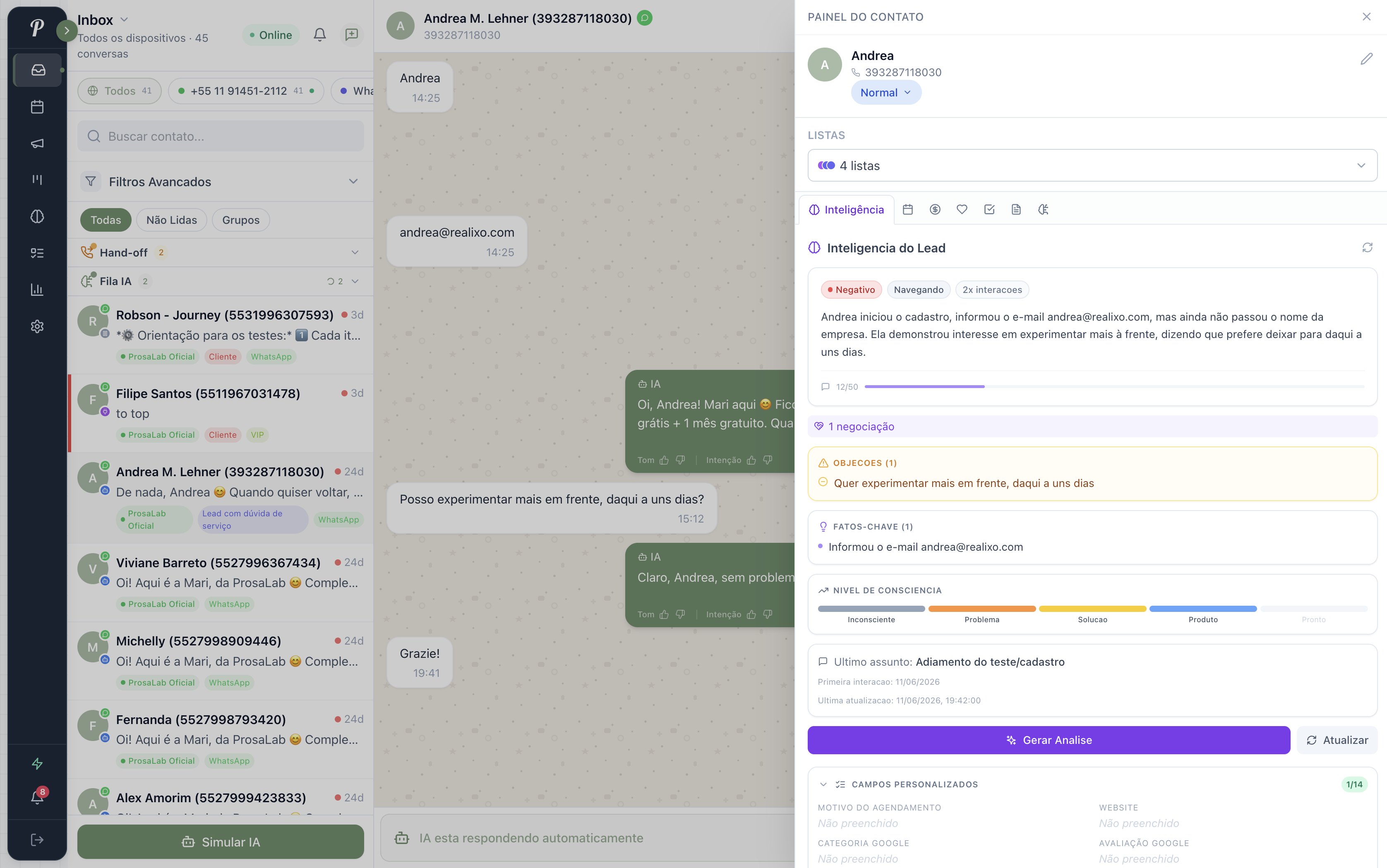 Inbox com painel de inteligência do lead: objeções, fatos-chave e nível de consciência